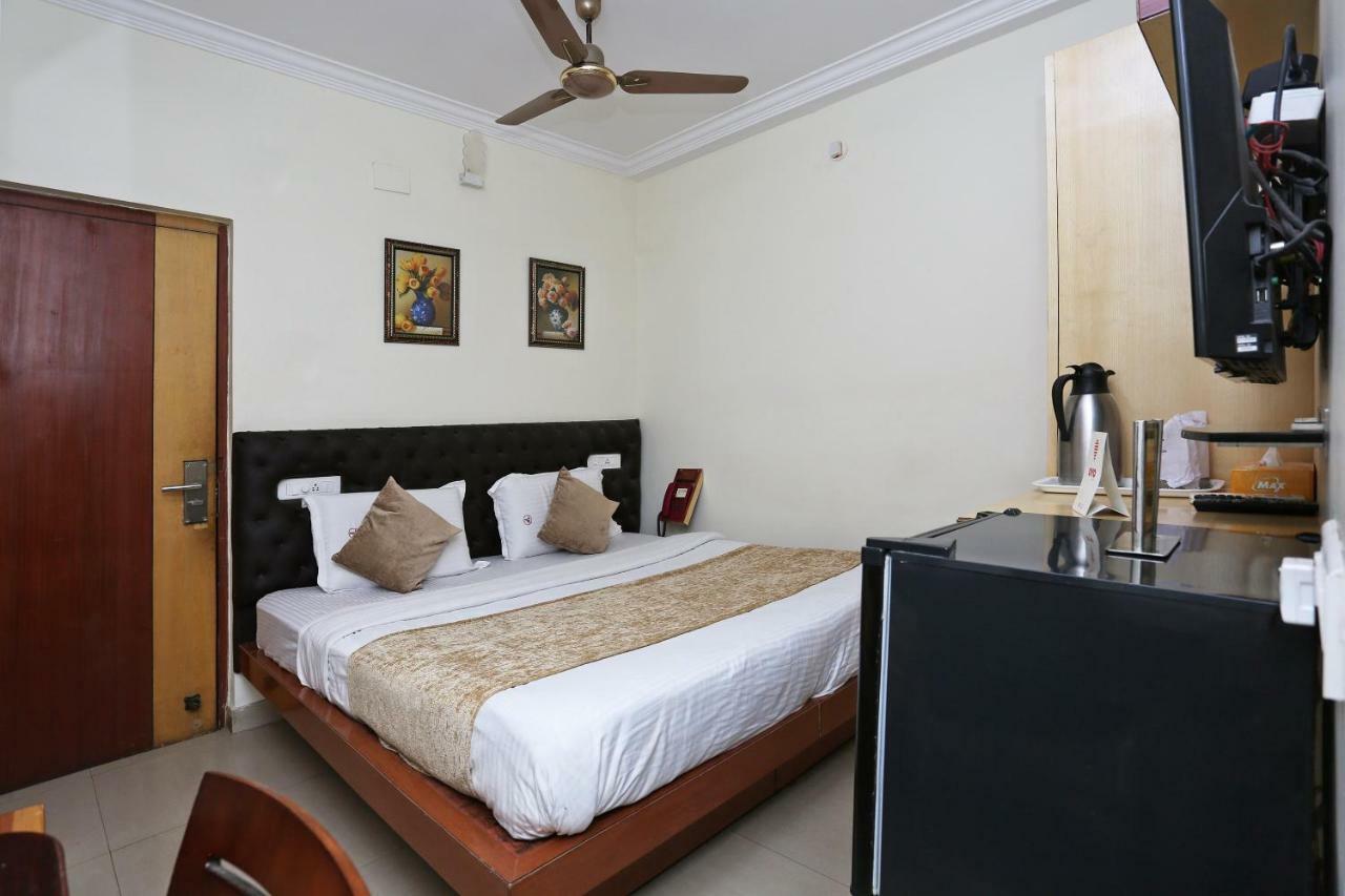 Oyo 3019 Hotel Lingaraj Bhubaneswar Extérieur photo