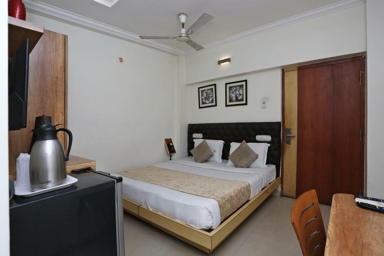 Oyo 3019 Hotel Lingaraj Bhubaneswar Extérieur photo